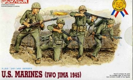 6038  фигуры  U.S. Marines (Iwo Jima 1945) (1:35)