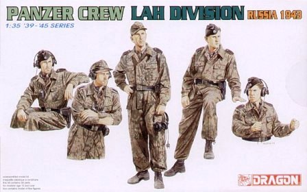 6214  фигуры  Panzer Crew LAH Division Russia 1943  (1:35)