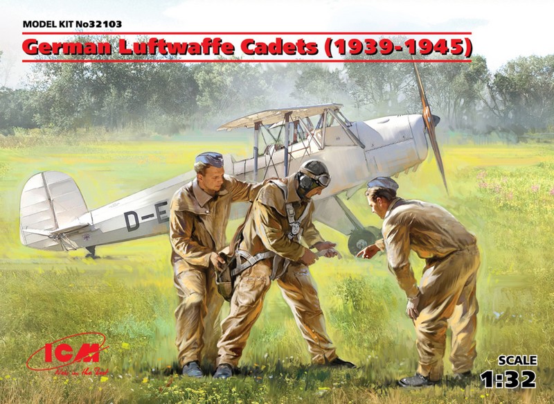 32103  фигуры  German Luftwaffe Cadets (1939-1945)  (1:32)