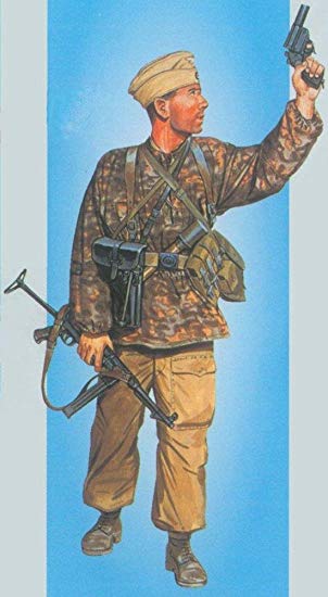 1608  фигуры  Signaler Hermann Goеring Division Tunisia 1943  (1:16)