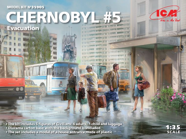 35905  фигуры  Chernobyl#5. Evacuation (4 adults, 1 child and luggage)  (1:35)