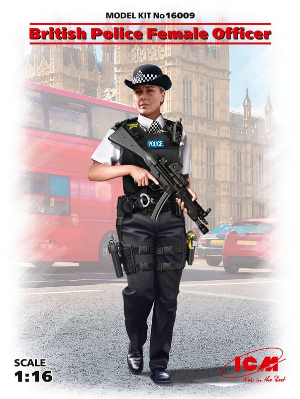 16009  фигуры  British Police Female Officer  (1:16)